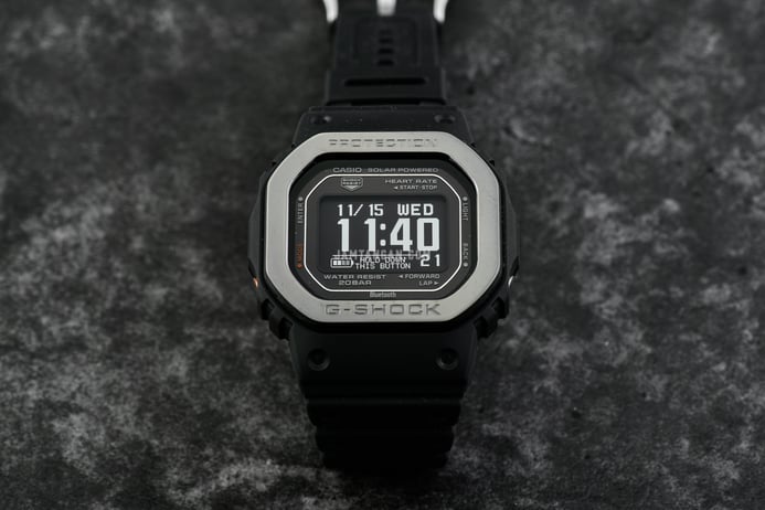 Casio G-Shock DW-H5600MB-1DR Smartwatch G-Squad Heart Monitor Digital Dial Black Resin Band