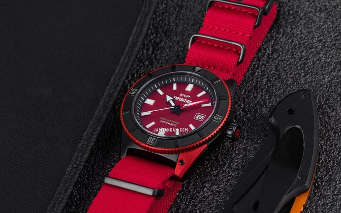 Expedition Automatic E 6819 MA NIPRE Water Resistant 200M Men Red Dial Nylon Strap