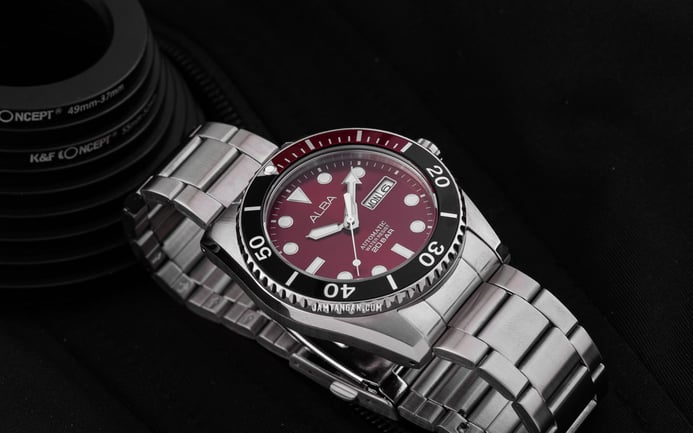 Alba AL4431X1 Automatic Men Red Dial Stainless Steel Strap