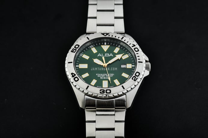 Alba Active AS9Q41X1 Men Green Dial Stainless Steel Strap