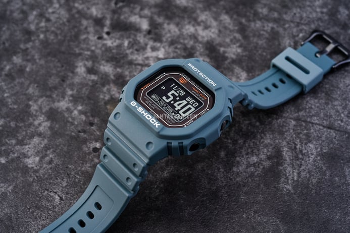 Casio G-Shock DW-H5600-2DR Smartwatch G-Squad Heart Monitor Digital Dial Blue Resin Band