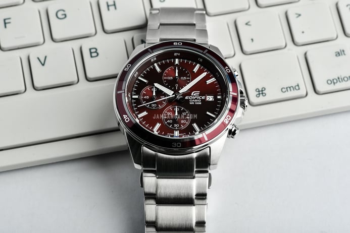 Casio Edifice EFR-526D-5CVUDF Chronograph Men Red Dial Stainless Steel Band