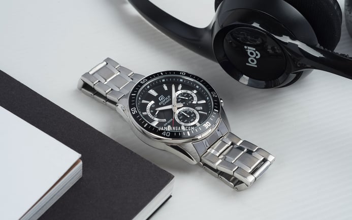 Casio Edifice EFR-552D-1AVUDF Chronograph Black Dial Stainless Steel Band