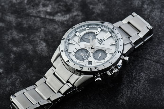 Casio Edifice EQS-930MD-8AVUDF Solar Powered Chronograph Silver Dial Stainless Steel Band