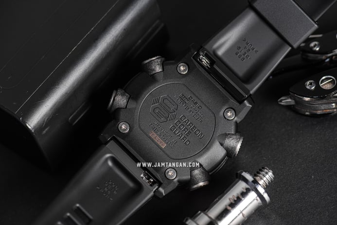 Casio G-Shock GA-2000S-1ADR Black Out Carbon Core Guard Black Digital Analog Dial Black Resin Band