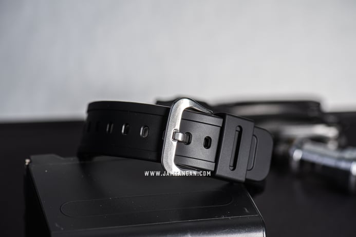 Casio G-Shock GA-2100VB-1ADR Virtual Blue Digital Analog Dial Black Resin Band