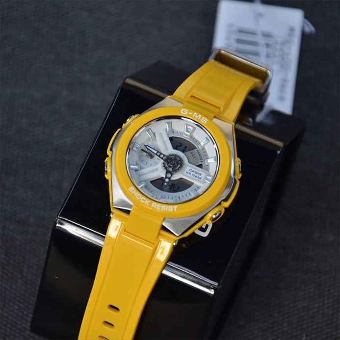 Casio Baby-G MSG Series MSG-400-9ADR Ladies Digital Analog Dial Yellow Resin Band