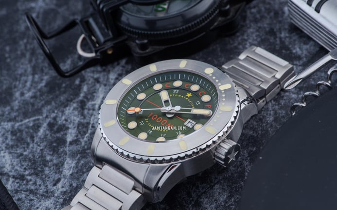 CCCP Naval Kiev CP-7069-33 Diver 1000M Automatic Green Dial Stainless Steel Strap Limited Edition