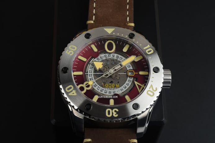 CCCP Naval Viktor CP-7073-04 Diver 1000M Automatic Man Red Dial Dark Brown Leather Strap