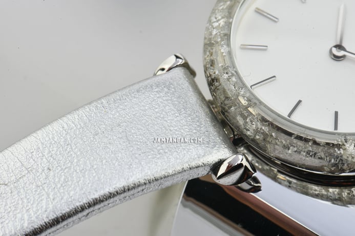 Emporio Armani Classic AR11124 White Dial Silver Leather Strap