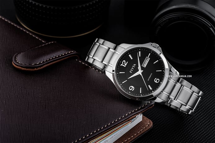 FIYTA Classic GA8630.WBW Automatic Man Black Dial Stainless Steel Strap
