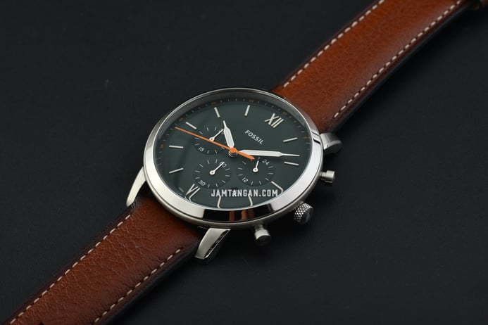 Fossil Neutra FS5902 Chronograph Men Green Dial Brown Leather Strap