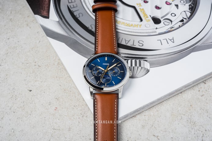 Fossil Neutra FS5903 Moonphase Men Blue Dial Brown Leather Strap