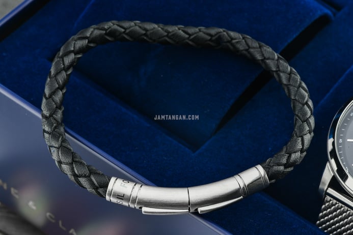 Fossil Neutra FS6020SET Chronograph Black Dial Stainless Steel Mesh Strap + Extra Bracelet Set