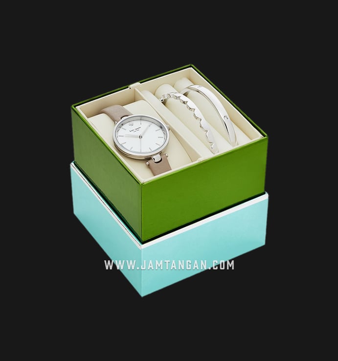 Kate Spade New York Holland 1YRU0813B-SET White Dial Grey Leather Strap + Bracelet Box Set