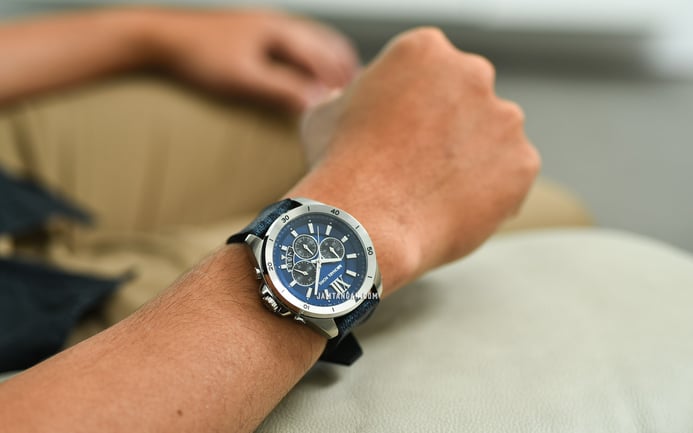 Michael Kors Oversized Brecken MK8923 Chronograph Men Blue Dial Blue Canvas With Leather Strap