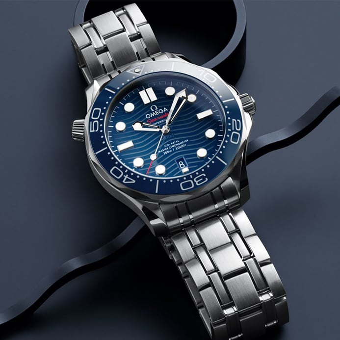 Omega Seamaster 210.30.42.20.03.001 Diver 300M Co-Axial Master Chronomaster Blue Dial Steel Strap