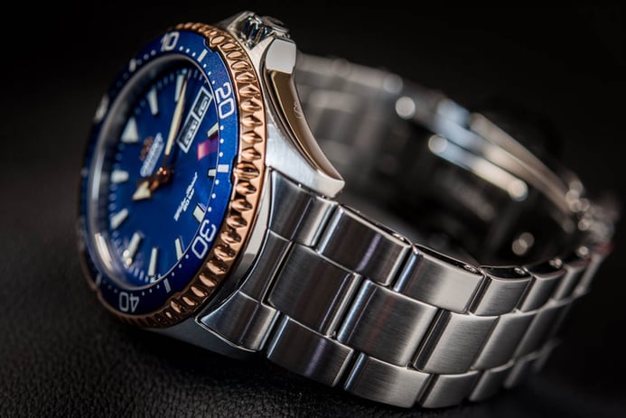 Orient Kamasu RA-AA0007A Automatic Divers Blue Coral Limited Edition Dial Stainless Steel Strap