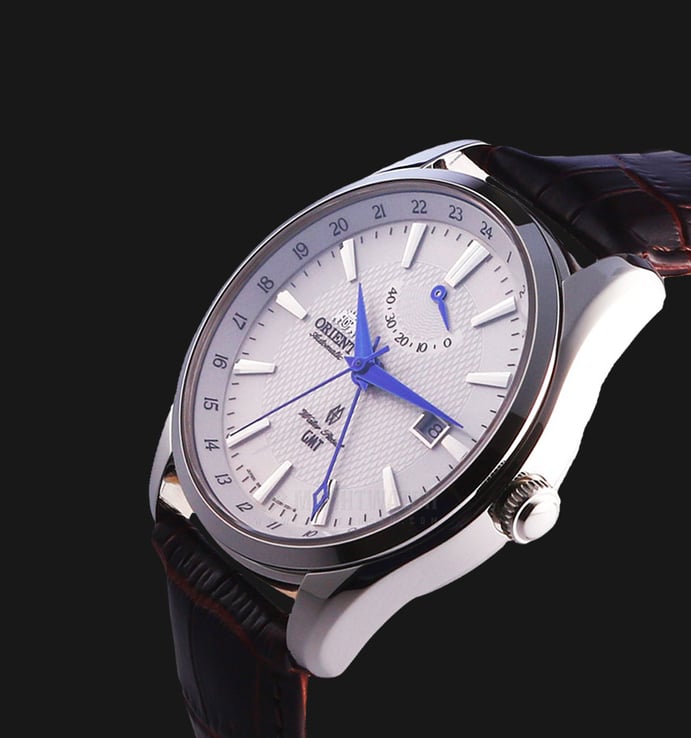 Orient SDJ05003W Automatic GMT Series White Pattern Dial Leather Strap