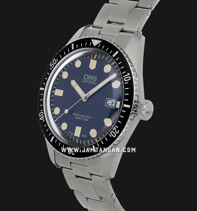 Oris Divers 01-733-7720-4055-07-8-21-18 Sixty-Five Blue Dial Stainless Steel Strap