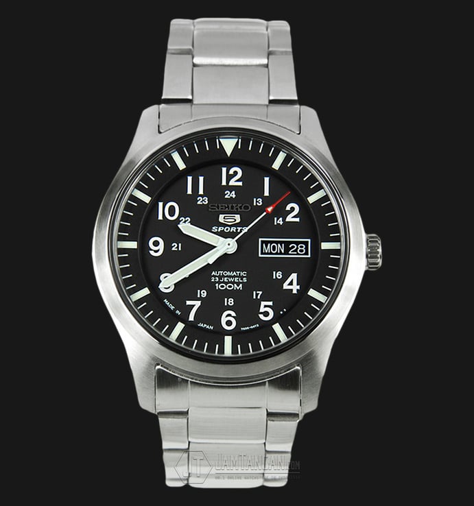 Seiko 5 Sports SNZG13J1 Military Automatic Made In Japan