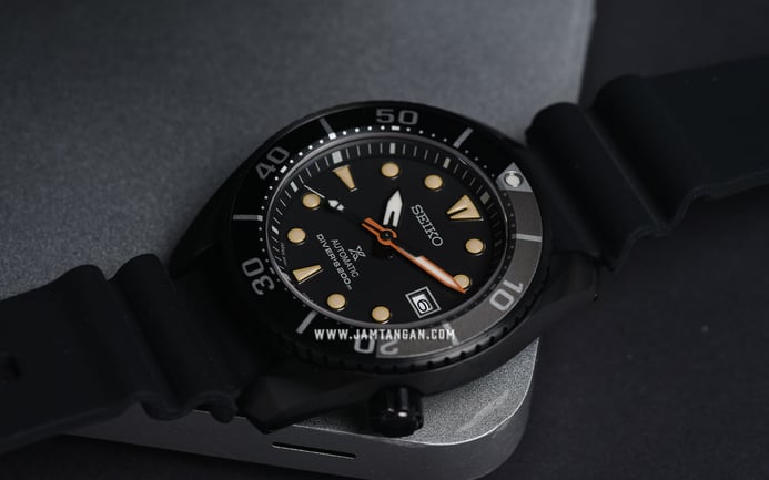 Seiko Prospex SPB125J1 Automatic Black Series Divers 200M Water Resistance Limited Edition