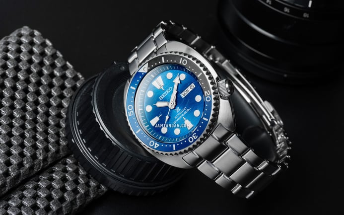 Seiko Prospex SRPD21K1 Turtle Save The Ocean Automatic Blue Dial Stainless Steel Strap