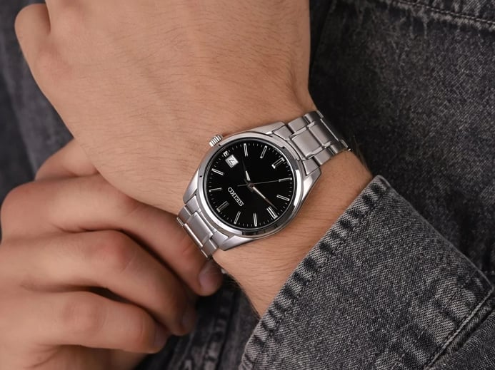 Seiko Classic SUR311P1 Discover More Black Dial Stainless Steel Strap