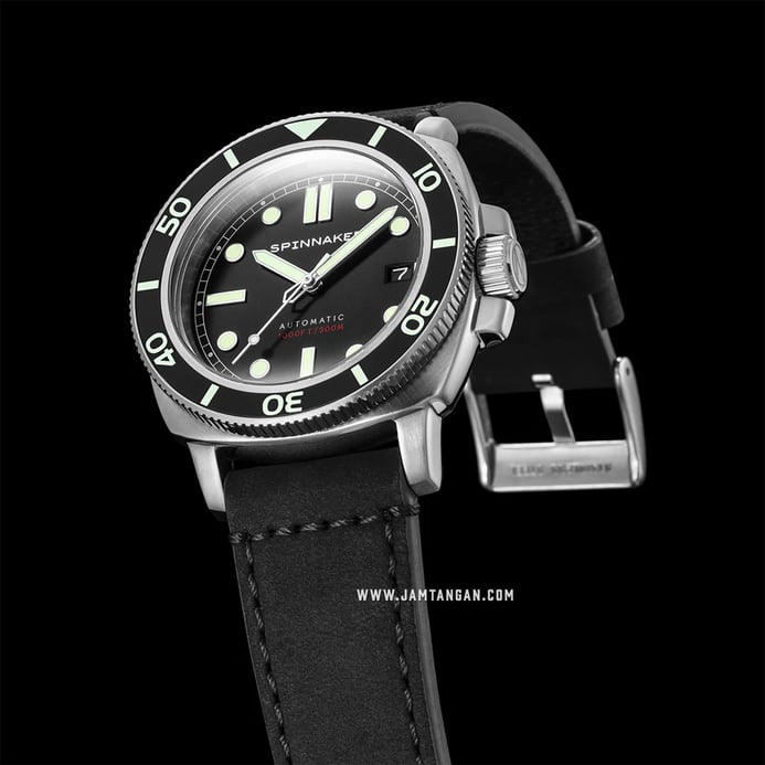 Spinnaker Hull Diver SP-5088-01 Tuxedo Black Dial Black Leather Strap