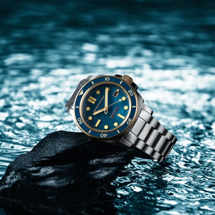 Spinnaker Hull Diver SP-5106-44 Automatic Twilight Pearl Dial Stainless Steel Strap Limited Edition