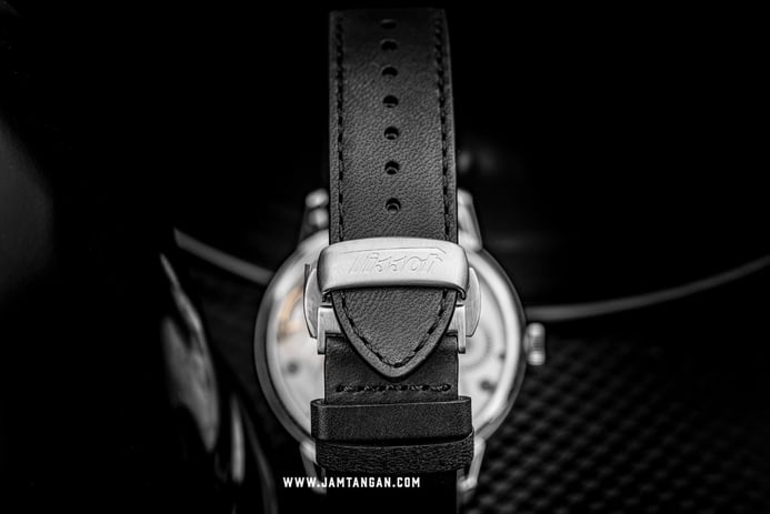 TISSOT Heritage T119.405.16.037.00 Petite Seconde Man Silver Dial Black Leather Strap