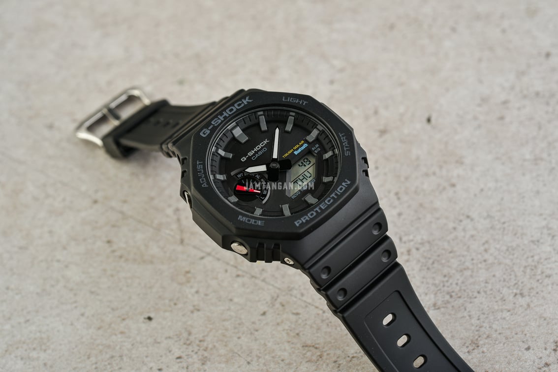 Jam Casio G-Shock GA-B2100-1ADR Pilihan Solar Watch yang Tangguh