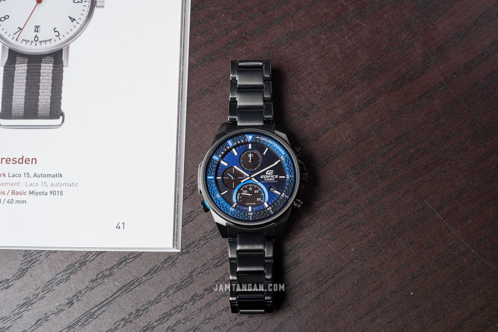 Casio Edifice Slim Line EFS-S590DC-2AVUDF Tough Solar Blue Dial Black Stainless Steel Band.